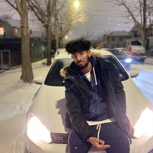 Meet your Posher, Ishaq